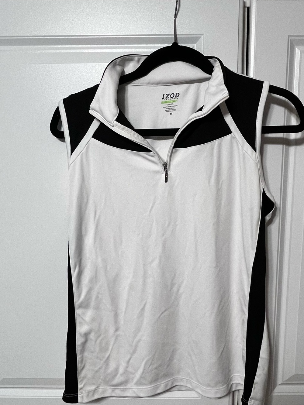 Izod White and Black Sleeveless Zip Golf Polo Tank-M